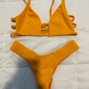 Montce bikini